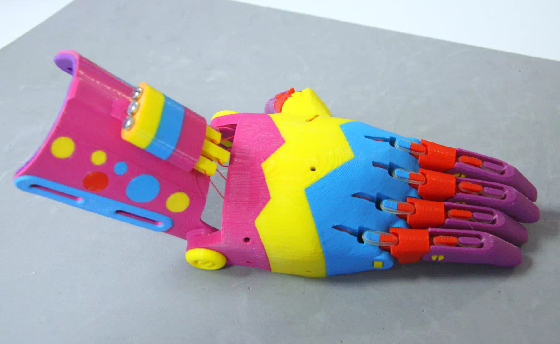 Palette 3 bionic hand